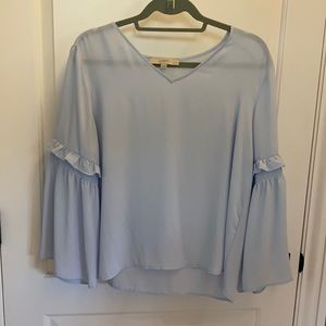 Cute blouse in great condition